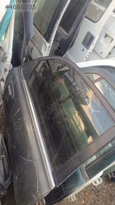 Mazda 626 arka kapı 93 model