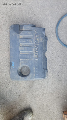 Hyundai i20 motor üst kapağı