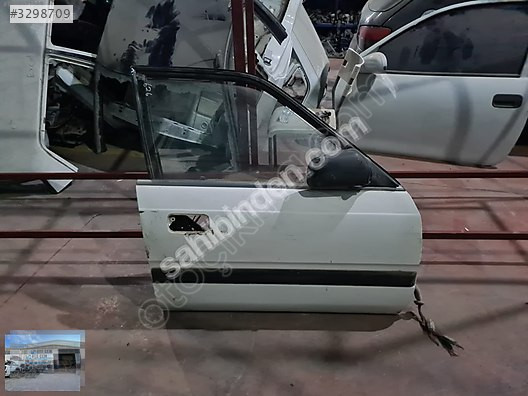 OTO CEMDEN ÇIKMA MAZDA 626 SAĞ ÖN KAPI
