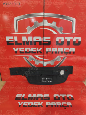 791107956r DACİA SANDERO ARKA PANEL ÇIKMA PARÇA