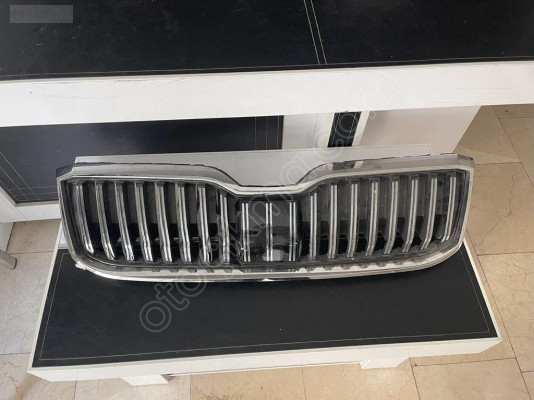 SKODA SUPERB ÖN PANJUR