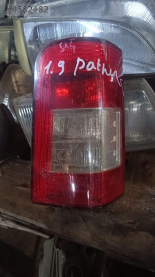 Peugeot partner sağ arka stop
