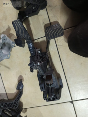 RENAULT CLİO 5 D-F PEDAL