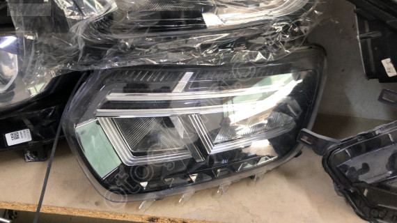 DACIA DUSTER ORJİNAL ÇIKMA SOL FAR