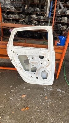 Opel astra j model 2017 sol arka kapılar