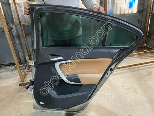 OPEL İNSİGNİA SAĞ ARKA KAPI DÖŞEMESİ ORJİNAL ÇIKMA