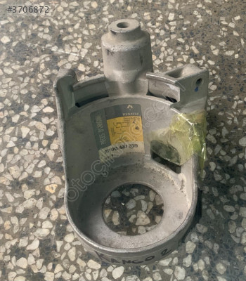 02405 RENAULT KANGOO 2 DİREKSİYON POMPA AYAĞI