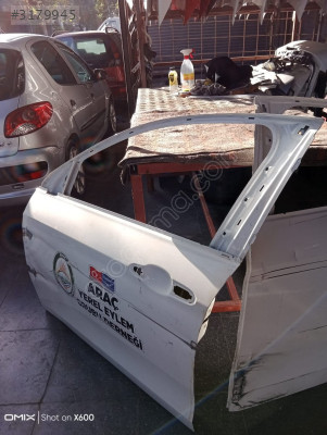 Fiat Egea sol ön kapı 50tl