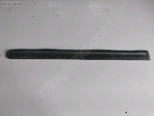 04836 RENAULT 9 SOL ARKA YAN ÇITASI