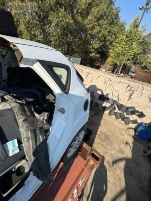 FORD FİESTA SOL ARKA ÇAMURLUK