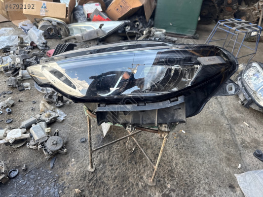 Fiat Egea sol ledli far