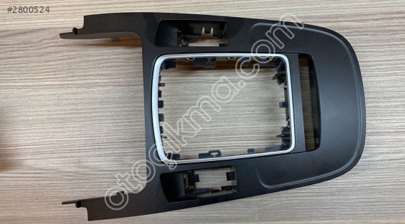 8k0864261f audi a4-a5-q5 orijinal konsol paneli
