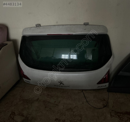 Peugeot 3008 bagaj kapağı