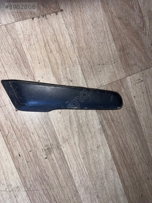 RENAULT R19 SAĞ ARKA KAPI TUTAMAĞI