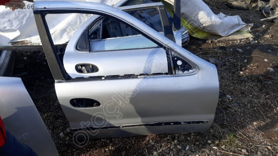 Kia clarus sağ ön kapı