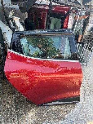 RENAULT CLİO 4 SAĞ ARKA KAPI