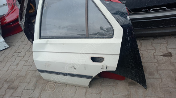 skoda favorit sol arka kapı
