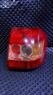 TOYOTA COROLLA HB SAĞ STOP