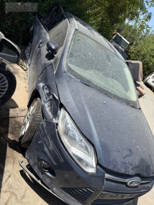 Ford Focus sağ ön kapı