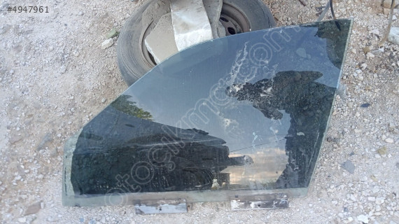Bmw E36 ön sağ kapı camı