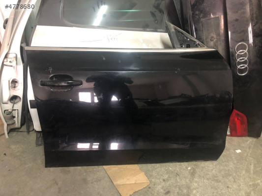 8T0831052 Audi RS5 Sağ Ön Kapı (2010/2015)