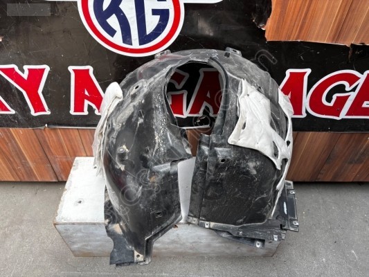 Citroen C4 X C4X Sol Ön Davlumbaz 9831258580