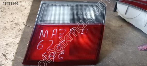MAZDA 626 İÇ SAĞ ARKA STOP LAMBASI