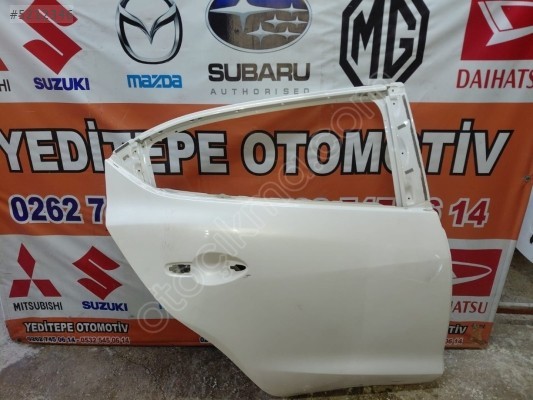 mazda 3 sedan sağ arka kapı 2014-2018