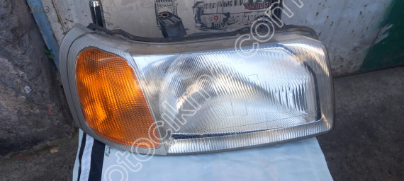 Çıkma land rover freelander 1 sağ ön far