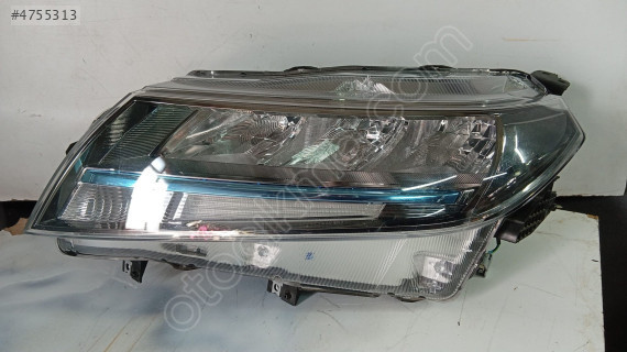 Suzuki Vitara Sol Ön Far Orijinal Çıkma
