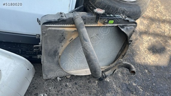 HYUNDAİ H100 RADYATÖR