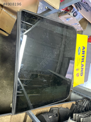 Porsche Ceyenne  sanrof camı