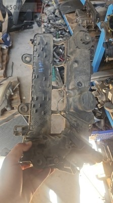 Peugeot Partner 1.4 HD üstülbülatör kapağı