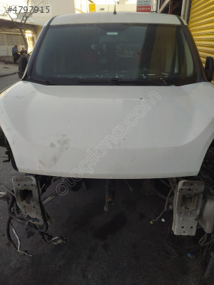Fiat Doblo 2016 model ön kaput
