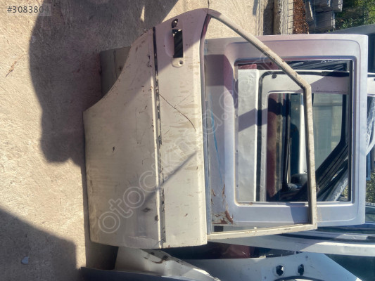 Tofaş 131 sağ arka kapı