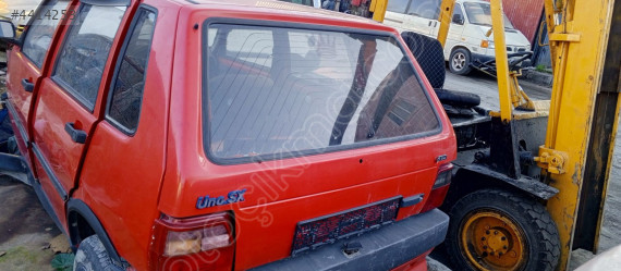 Fiat UNO arka cam