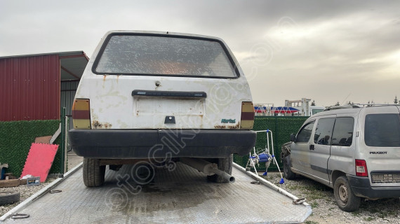 Tofaş Kartal bagaj kapağı
