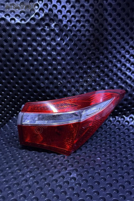 TOYOTA COROLLA SAĞ STOP
