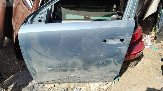 Peugeot 3008 sol ön kapı