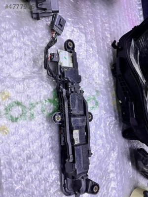 Land Rover velar sağ arka kapı kolu