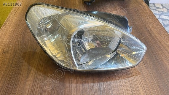 HYUNDAİ ERA SAĞ FAR