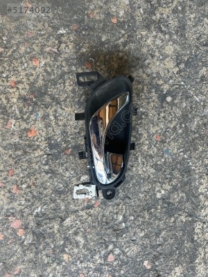 RENAULT KADJAR SAĞ ÖN KAPI İÇ AÇMA KOLU