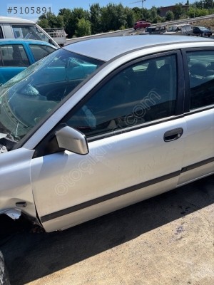 Volvo S40 sol ön kapı