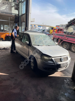2007 Polo çıkma Ön Kaput Çamurluk Ön Göğüs - Vossan Otomotiv 2007 Polo çıkma Ön Kaput Çamurluk Ön Göğüs - Volkswagen Orijinal Çıkma Yedek Parça Ankara