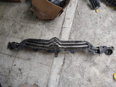 Citroen C4 Ön Panjur 9687946280