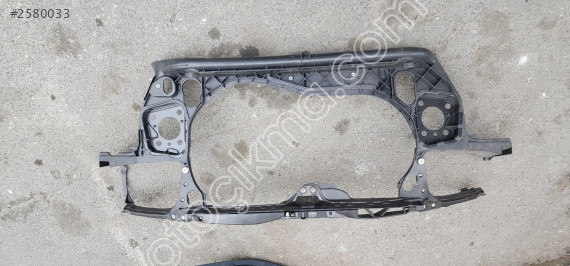 AUDİ A4 ÖN PANEL SIFIR KUSURLU