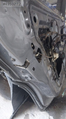 ORJ HATASIZ BMW X5 E70 SOL ARKA KAPI KİLİDİ
