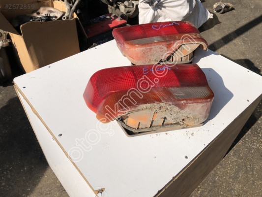 FORD ESCORT SEDAN ARKA STOPLAR SAG SOL