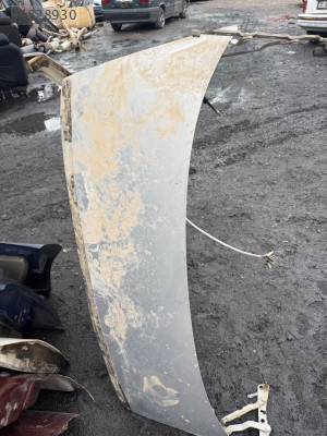 Nissan primera bagaj kapağı
