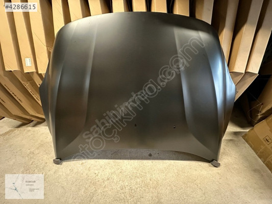VOLVO V40 MOTOR KAPUTU